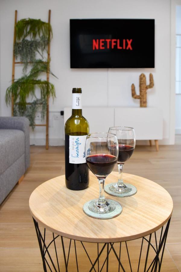 Holidays2Malaga Trinidad Renovated 1 Bedroom Penthouse Close To City Center Málaga Exterior foto